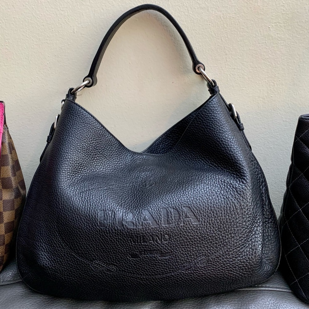 ‼️sold‼️Prada Vitello Daino Hobo bag